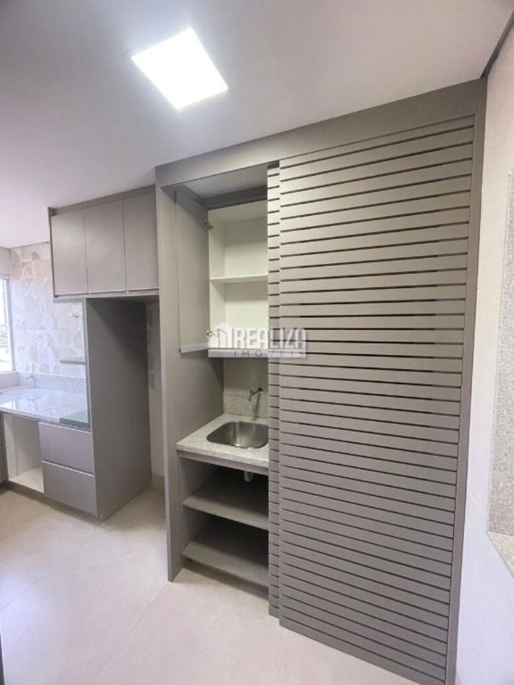 Apartamento à venda com 2 quartos, 67m² - Foto 6