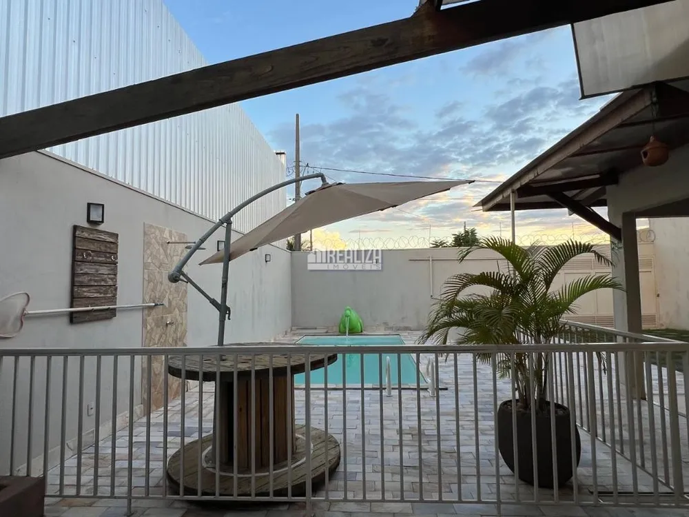 Casa, 2 quartos, 108 m² - Foto 1