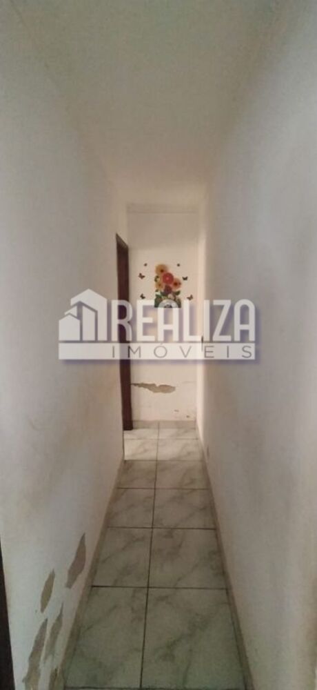 Casa à venda com 2 quartos, 110m² - Foto 10