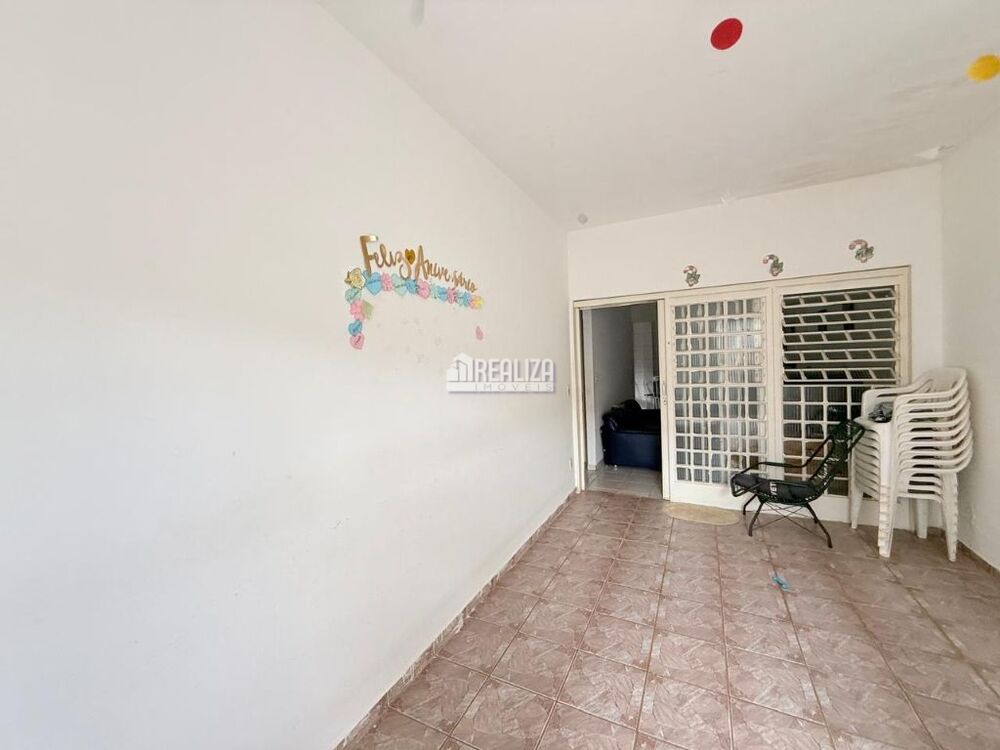Casa, 3 quartos, 90 m² - Foto 1