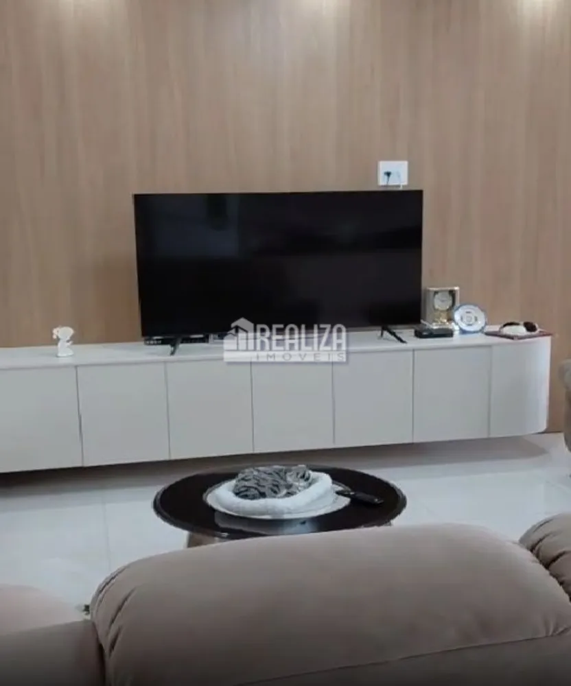 Apartamento, 3 quartos, 168 m² - Foto 1