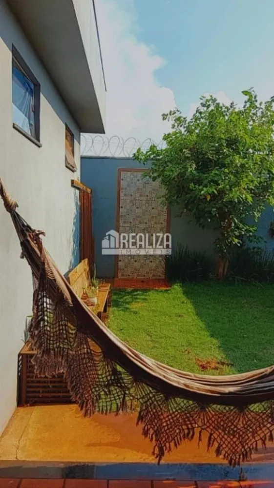 Casa, 3 quartos, 200 m² - Foto 2