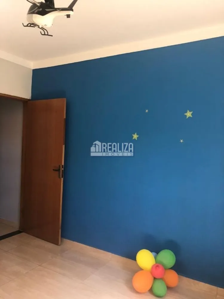 Casa, 3 quartos, 200 m² - Foto 8