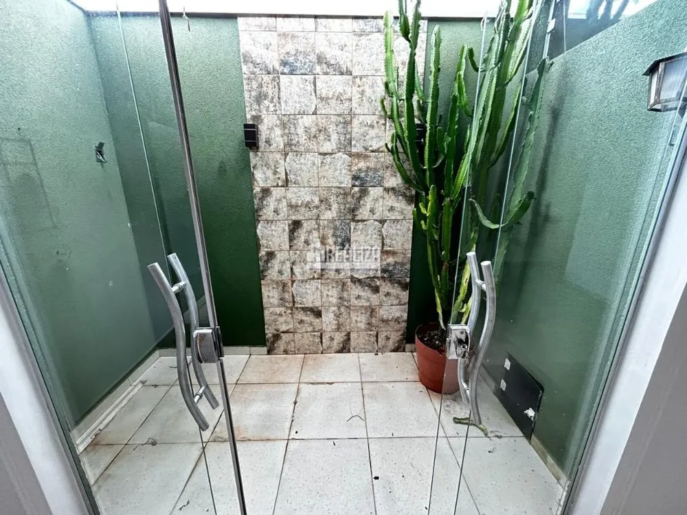 Casa, 3 quartos, 105 m² - Foto 2