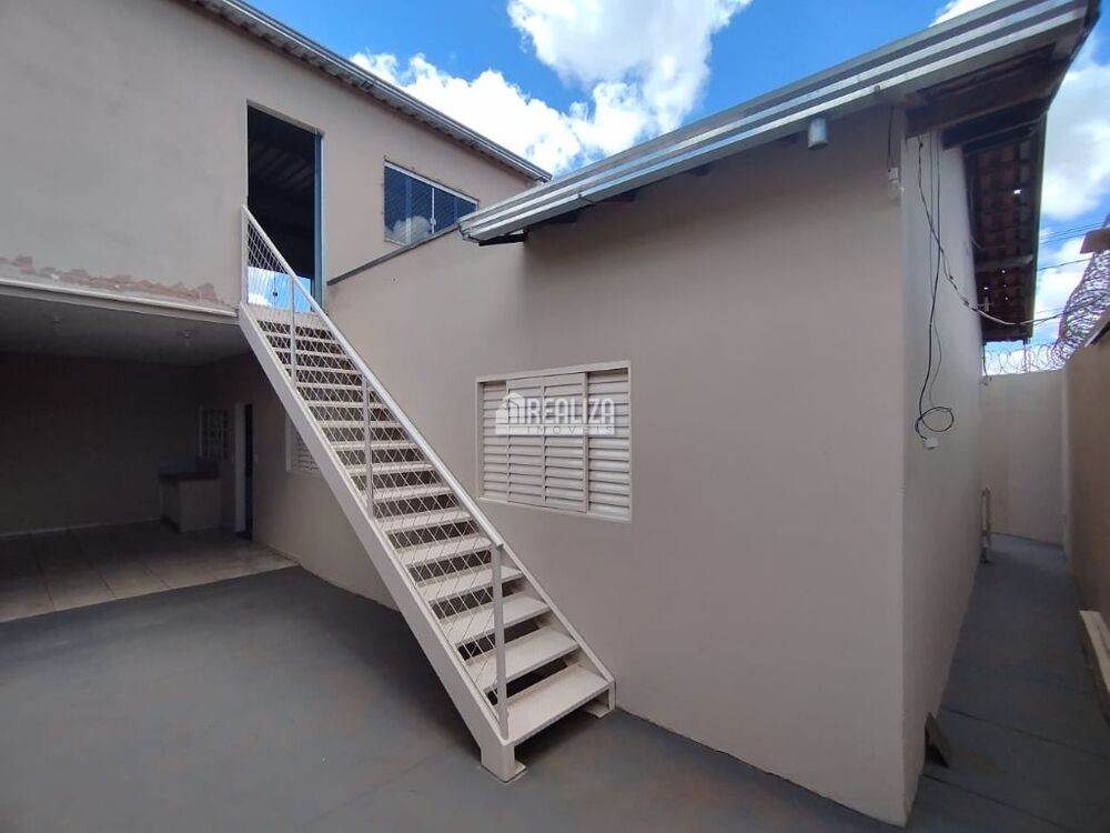 Casa, 3 quartos, 150 m² - Foto 1