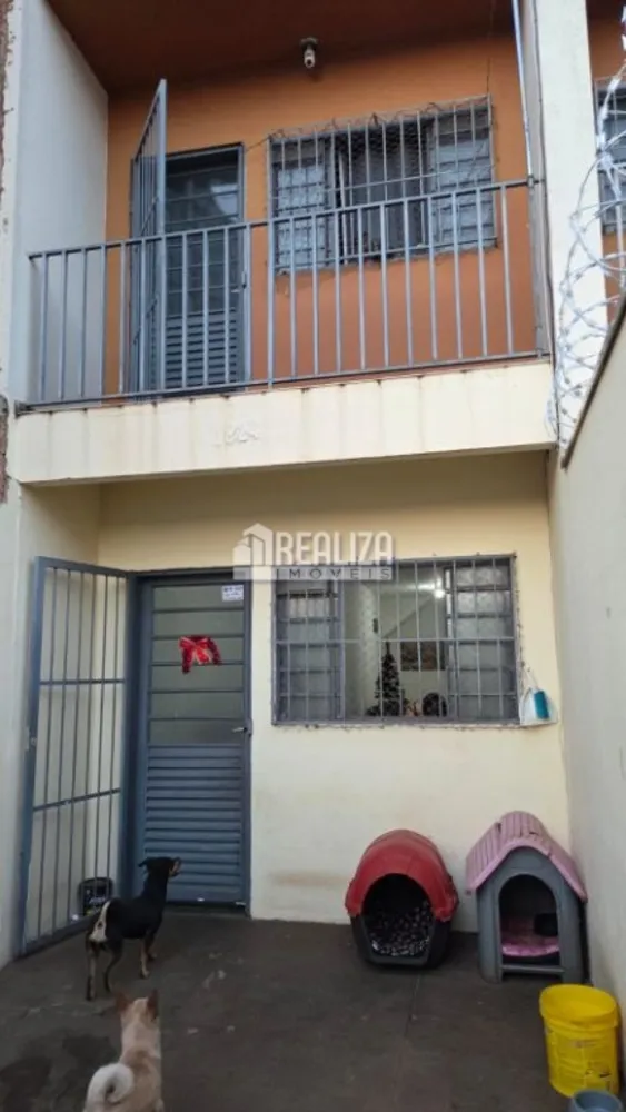 Casa, 2 quartos, 117 m² - Foto 1