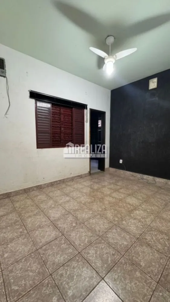 Casa, 3 quartos, 195 m² - Foto 1