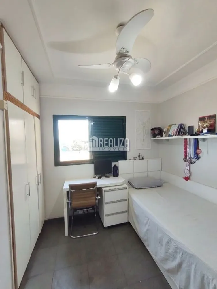 Apartamento, 3 quartos, 139 m² - Foto 4