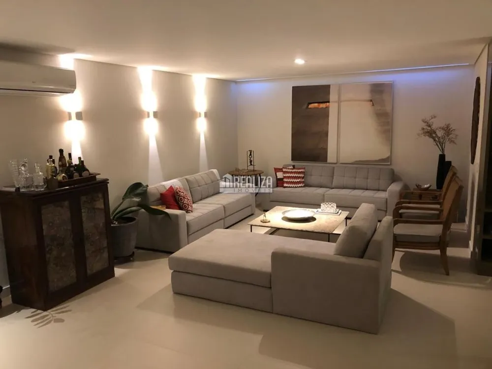 Apartamento, 4 quartos, 270 m² - Foto 1