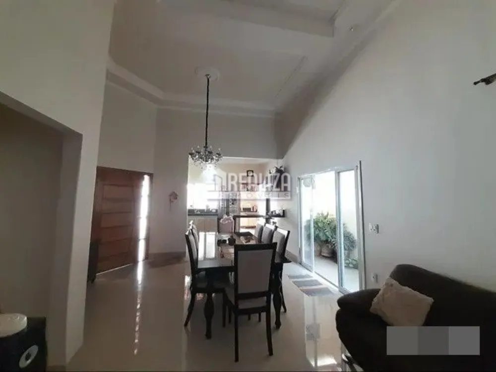 Casa, 3 quartos, 230 m² - Foto 9