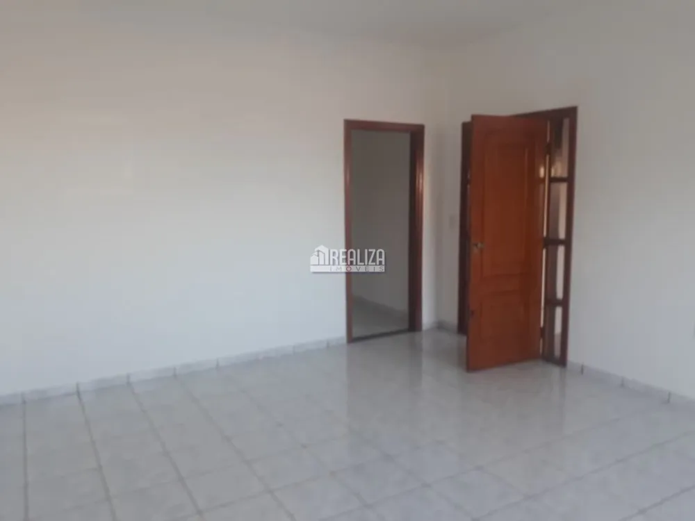 Casa, 3 quartos, 280 m² - Foto 1