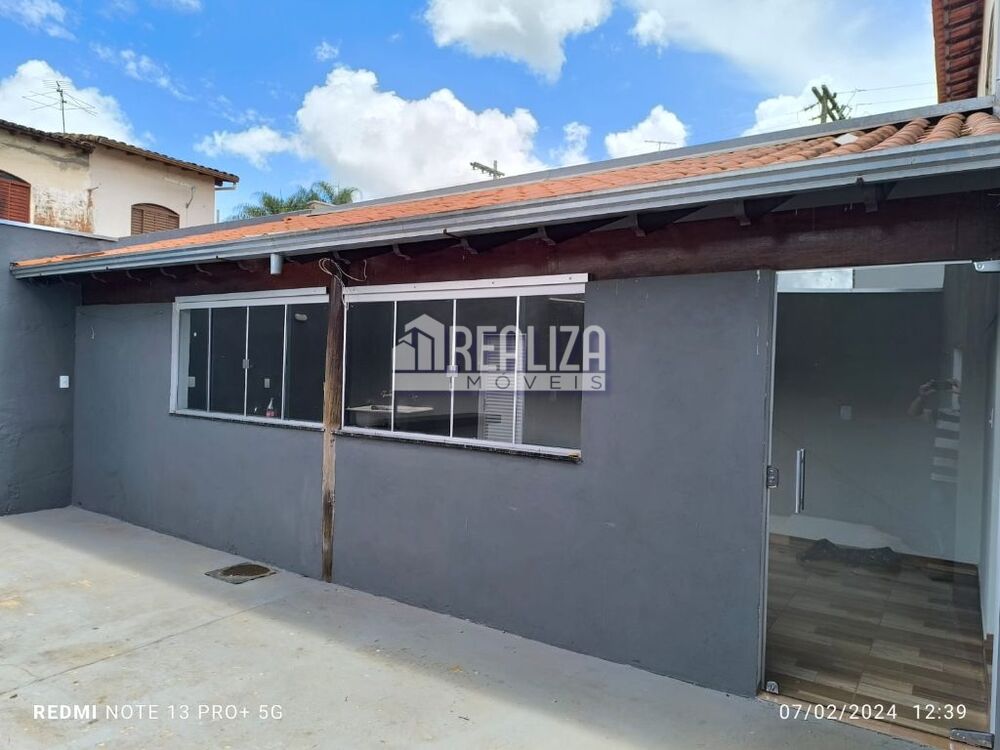 Sobrado à venda com 2 quartos, 124m² - Foto 2