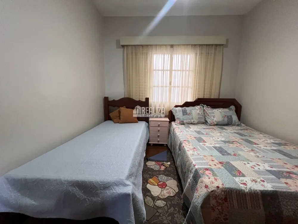 Casa, 5 quartos, 330 m² - Foto 3