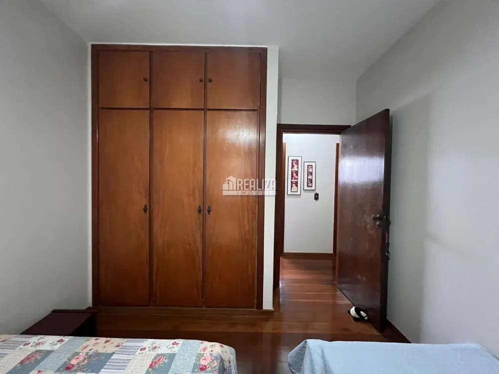 Casa, 5 quartos, 330 m² - Foto 7