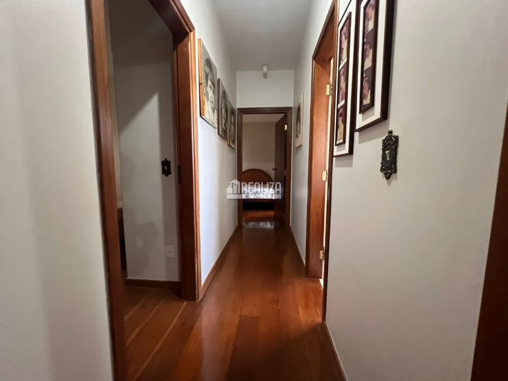 Casa, 5 quartos, 330 m² - Foto 8