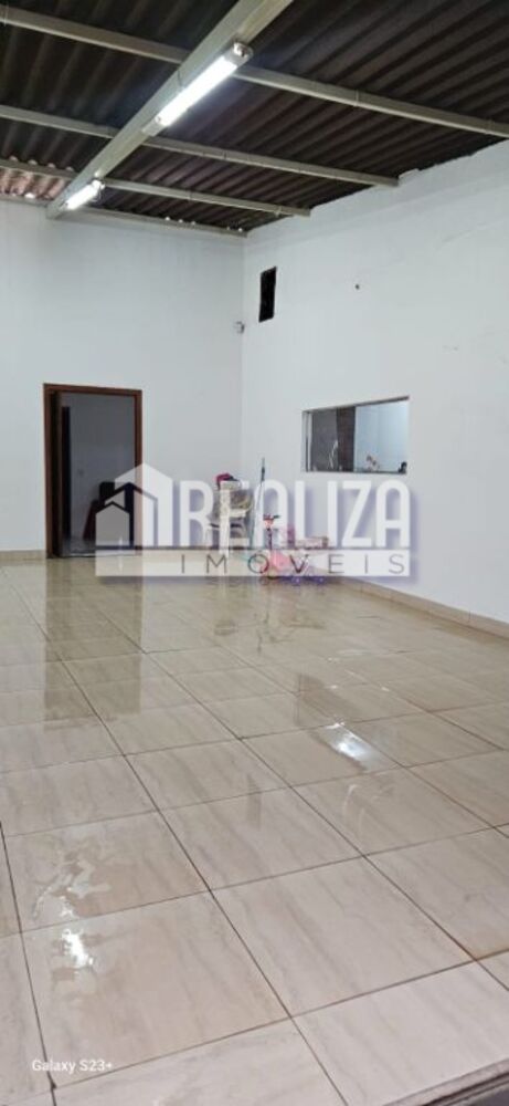 Casa, 2 quartos, 77 m² - Foto 1