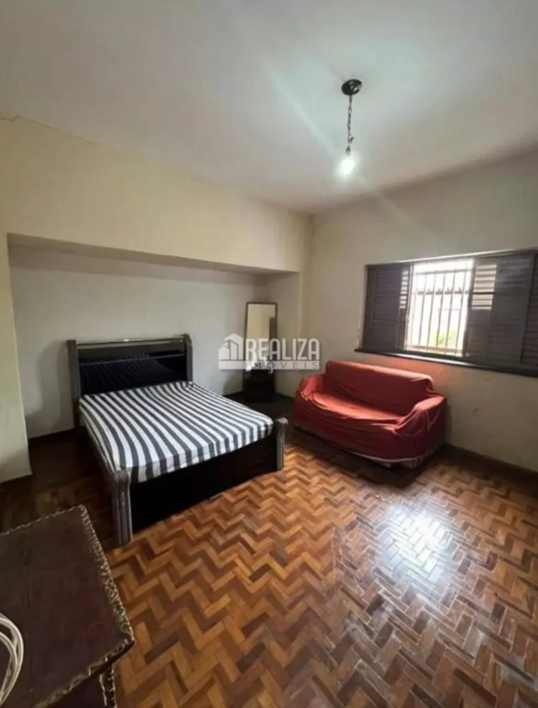Casa, 3 quartos, 180 m² - Foto 1