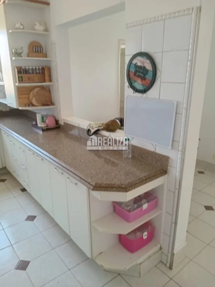 Apartamento, 3 quartos, 212 m² - Foto 3