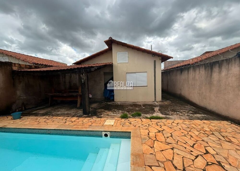 Casa, 2 quartos, 100 m² - Foto 1