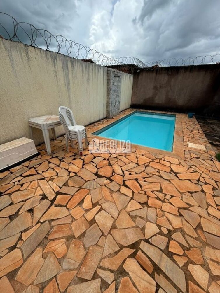 Casa, 2 quartos, 100 m² - Foto 2