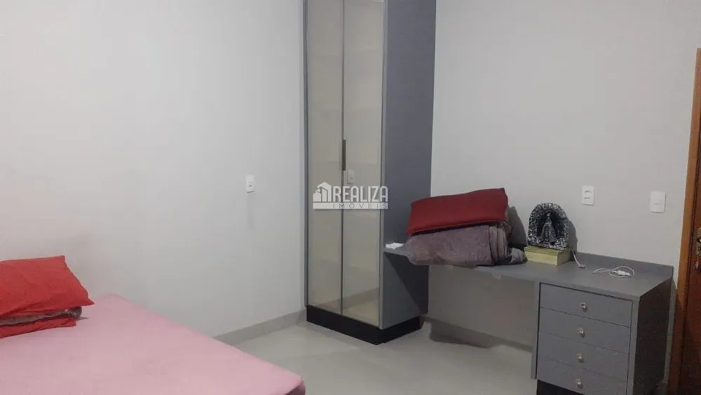 Casa, 3 quartos, 220 m² - Foto 4