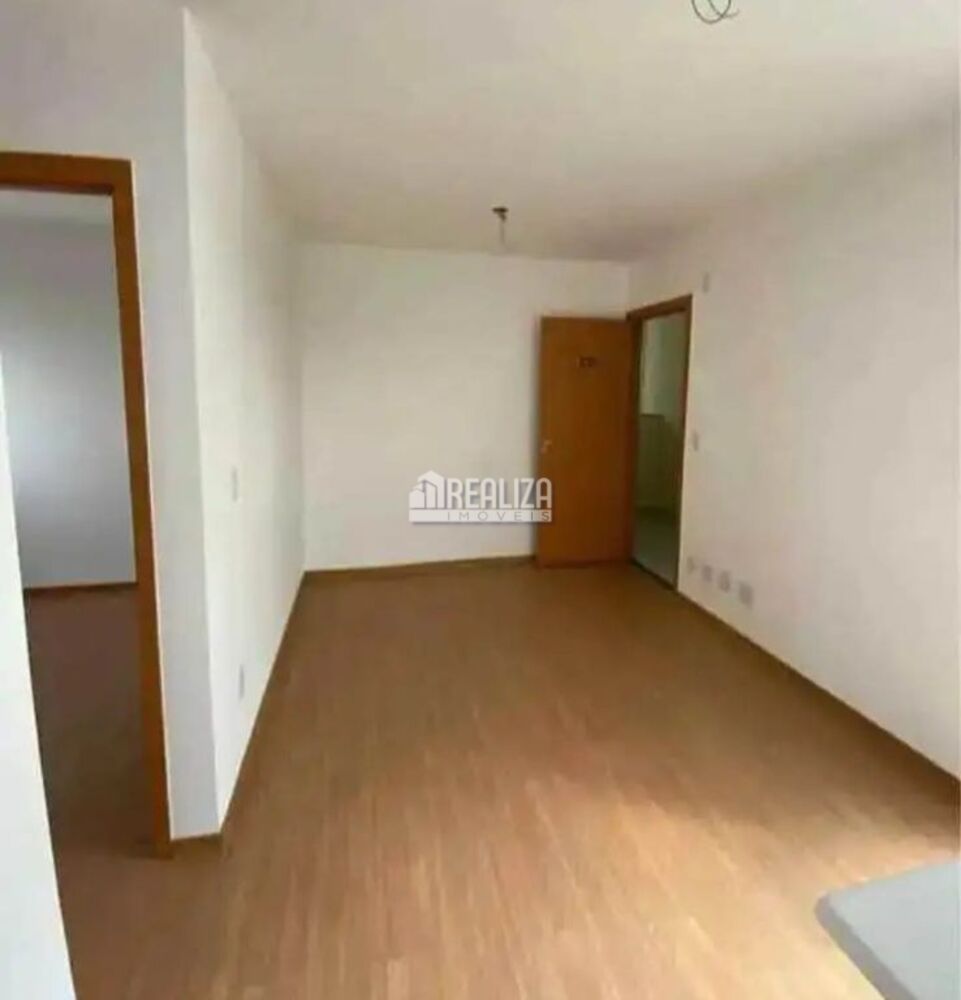 Apartamento à venda com 2 quartos, 40m² - Foto 11