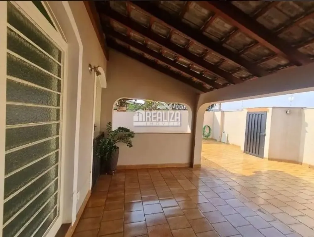 Casa, 3 quartos, 221 m² - Foto 6