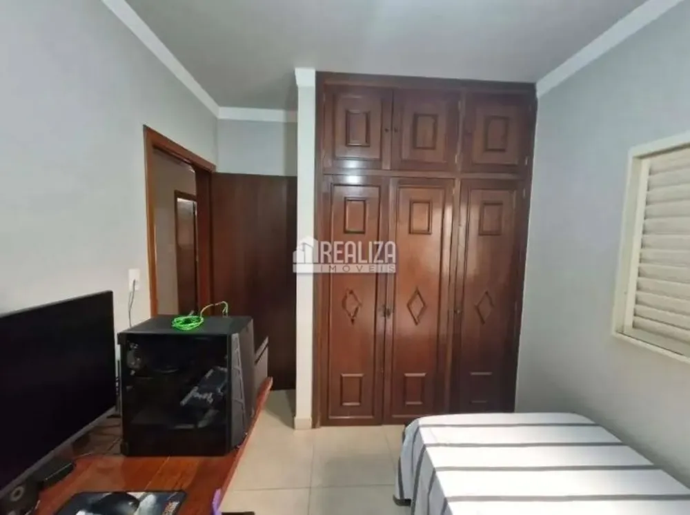Casa, 3 quartos, 221 m² - Foto 12