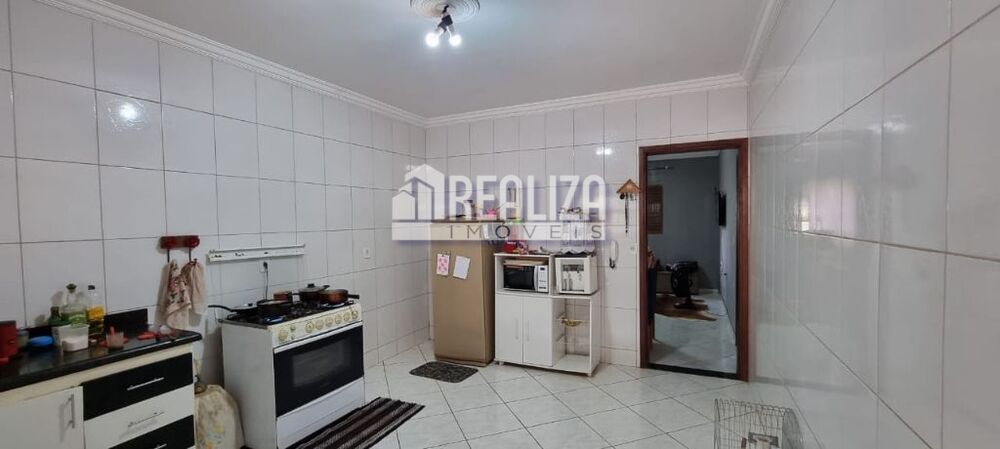 Casa, 2 quartos, 148 m² - Foto 2