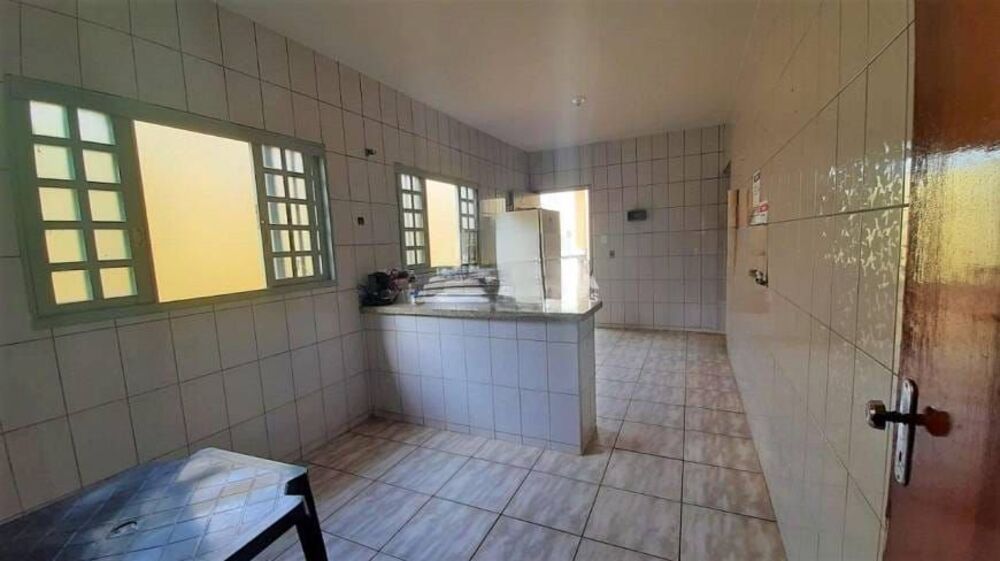 Casa, 2 quartos, 170 m² - Foto 1