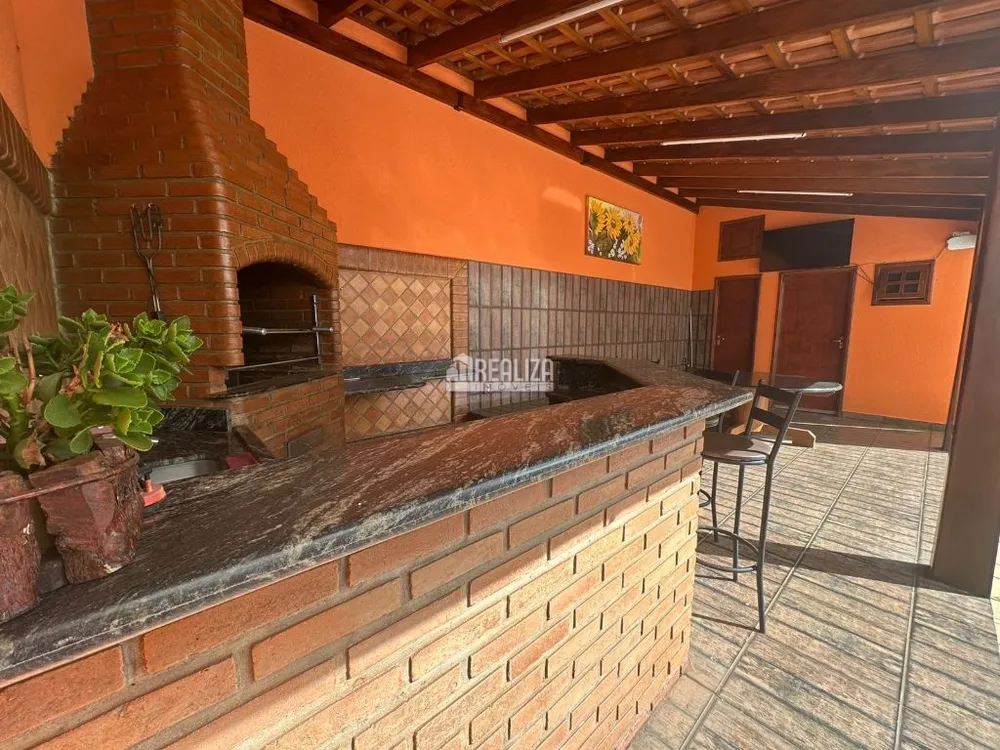 Casa, 3 quartos, 104 m² - Foto 2