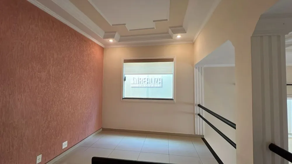 Casa, 5 quartos, 214 m² - Foto 2