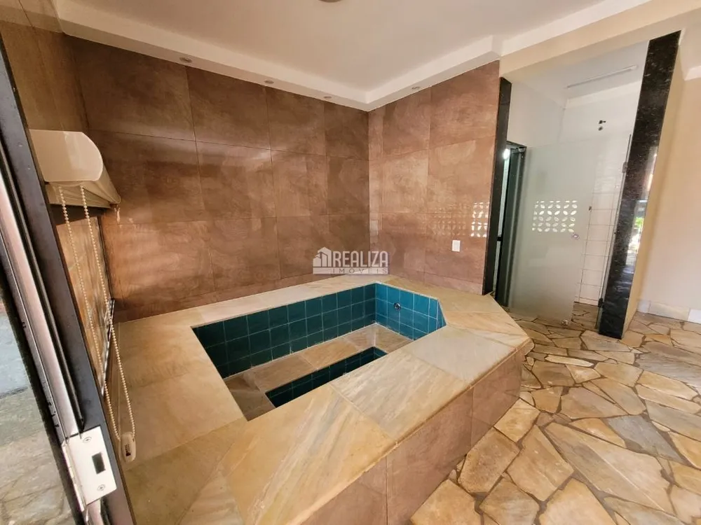 Casa, 3 quartos, 244 m² - Foto 3