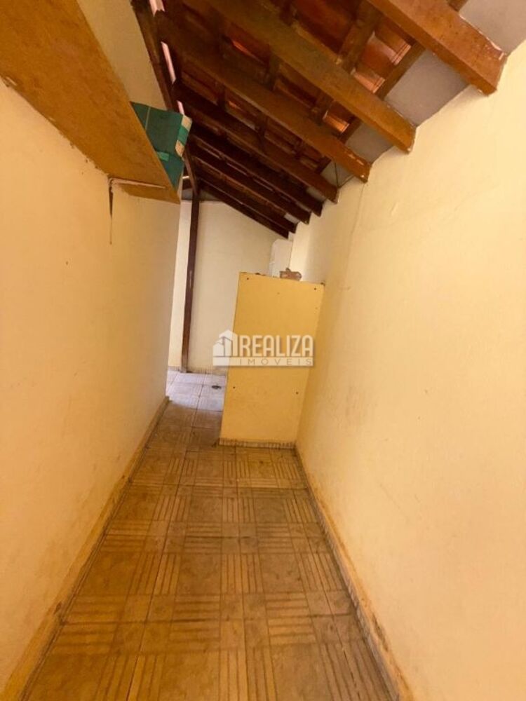 Casa à venda com 3 quartos, 138m² - Foto 9