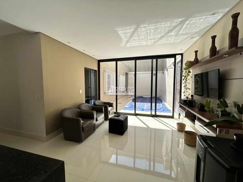 Casa, 3 quartos, 182 m² - Foto 3