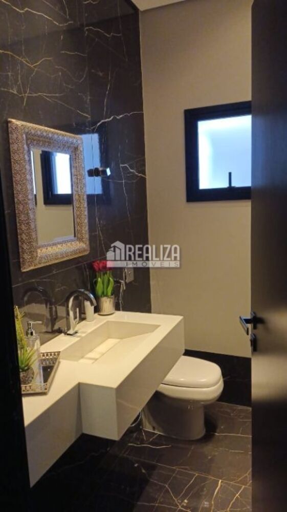 Casa de Condomínio à venda com 3 quartos, 220m² - Foto 5