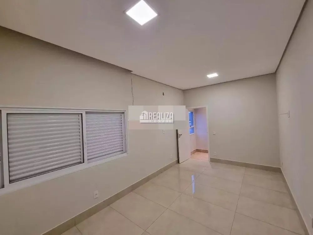 Casa, 3 quartos, 200 m² - Foto 14