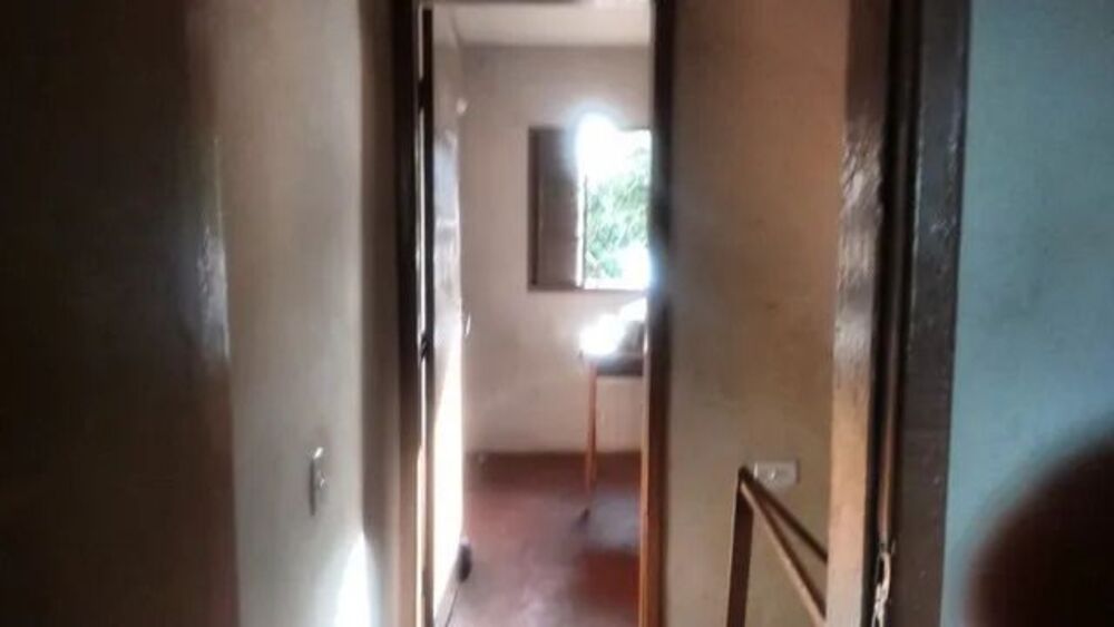 Casa à venda com 3 quartos, 170m² - Foto 3
