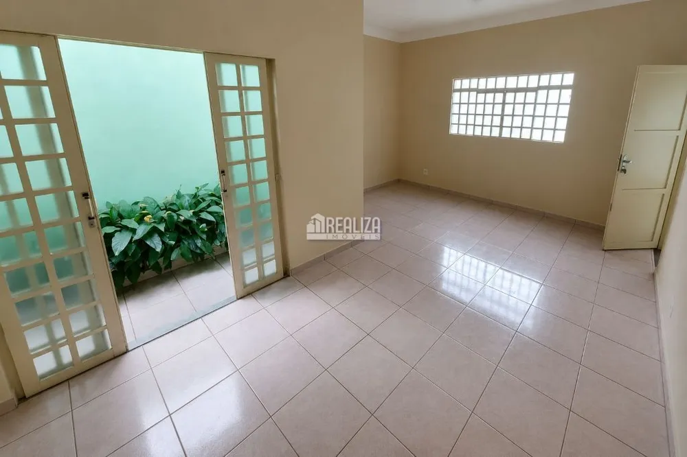 Casa, 3 quartos, 175 m² - Foto 1