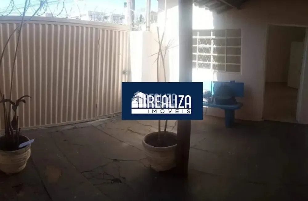 Casa, 6 quartos, 207 m² - Foto 1