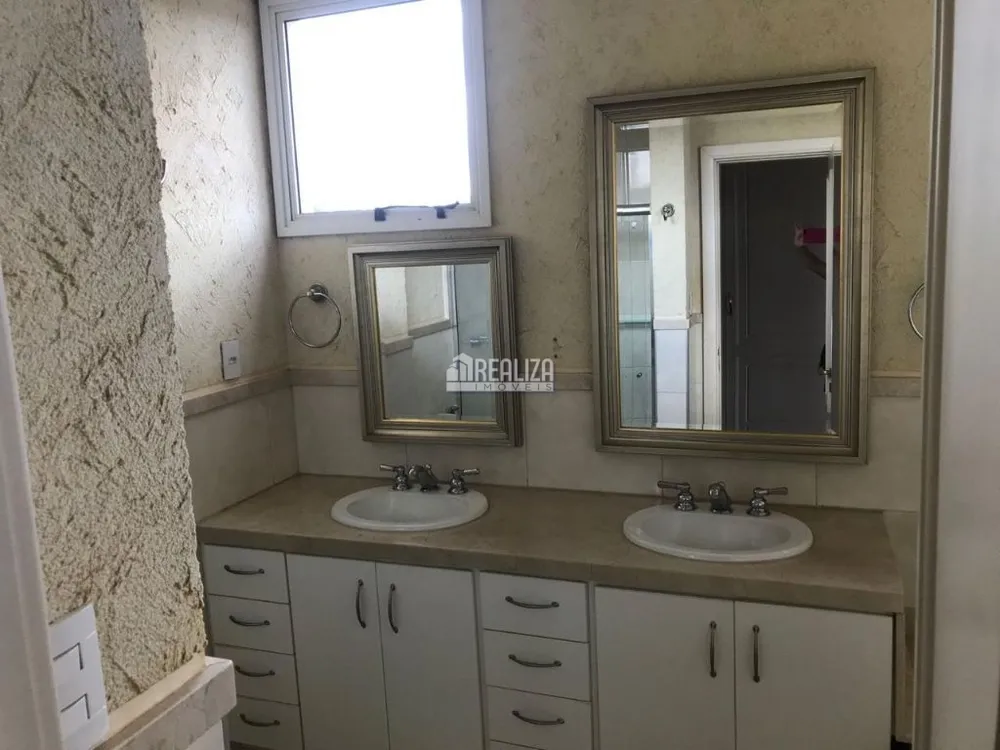 Apartamento, 3 quartos, 200 m² - Foto 12