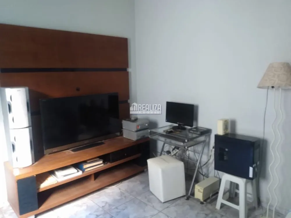 Casa, 3 quartos, 170 m² - Foto 2