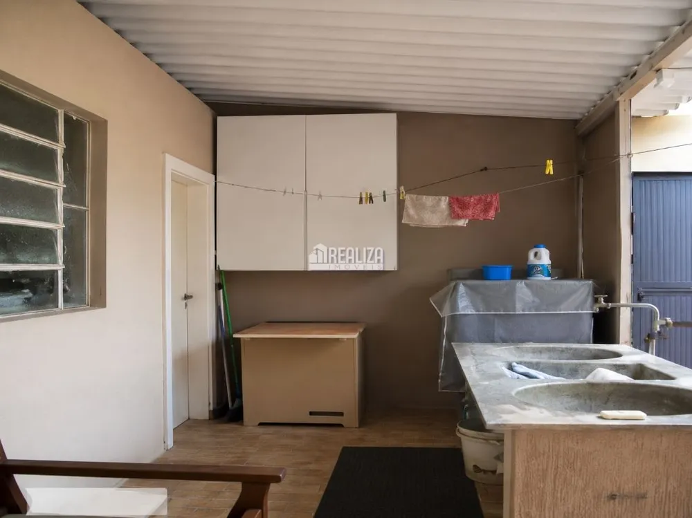 Casa, 3 quartos, 208 m² - Foto 4