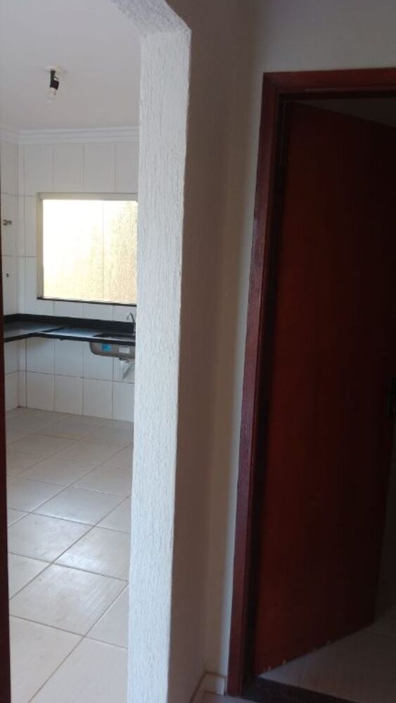 Casa à venda com 2 quartos, 80m² - Foto 8