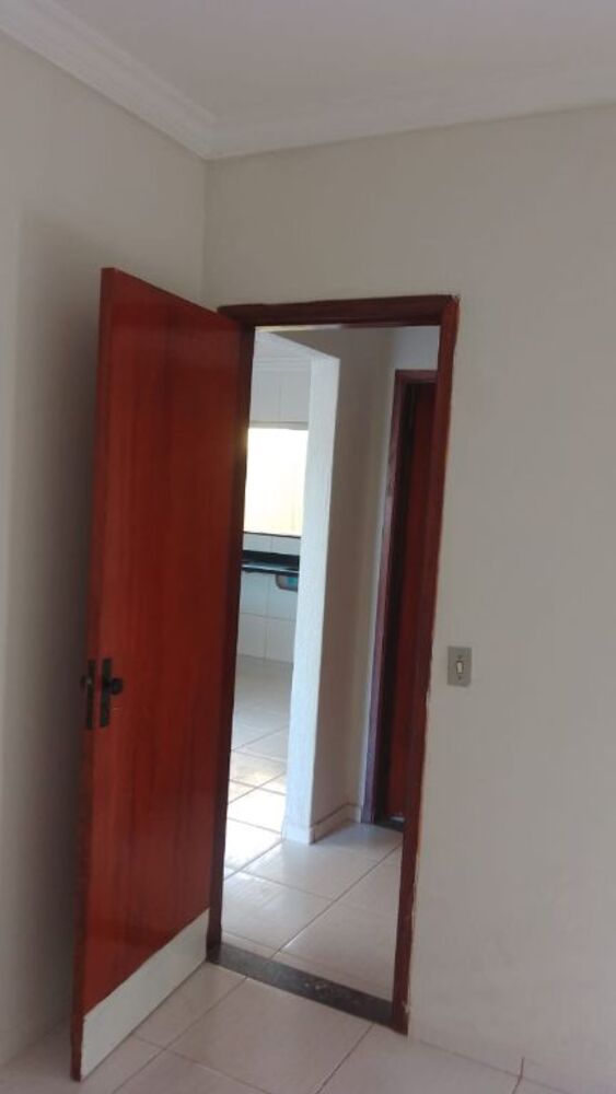 Casa à venda com 2 quartos, 80m² - Foto 6