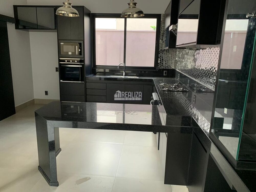 Casa, 3 quartos, 218 m² - Foto 6