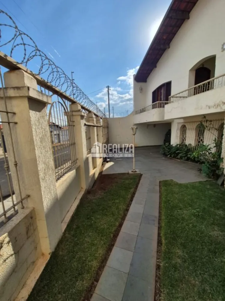 Casa, 3 quartos, 336 m² - Foto 11