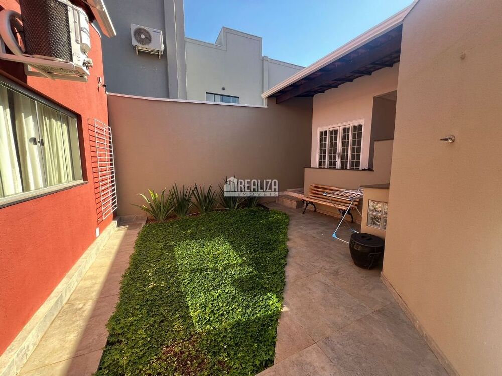 Casa, 2 quartos, 210 m² - Foto 3