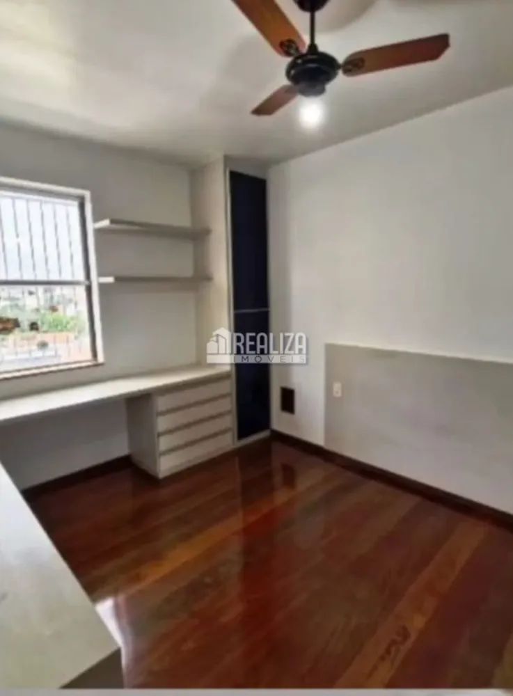 Apartamento, 4 quartos, 251 m² - Foto 2