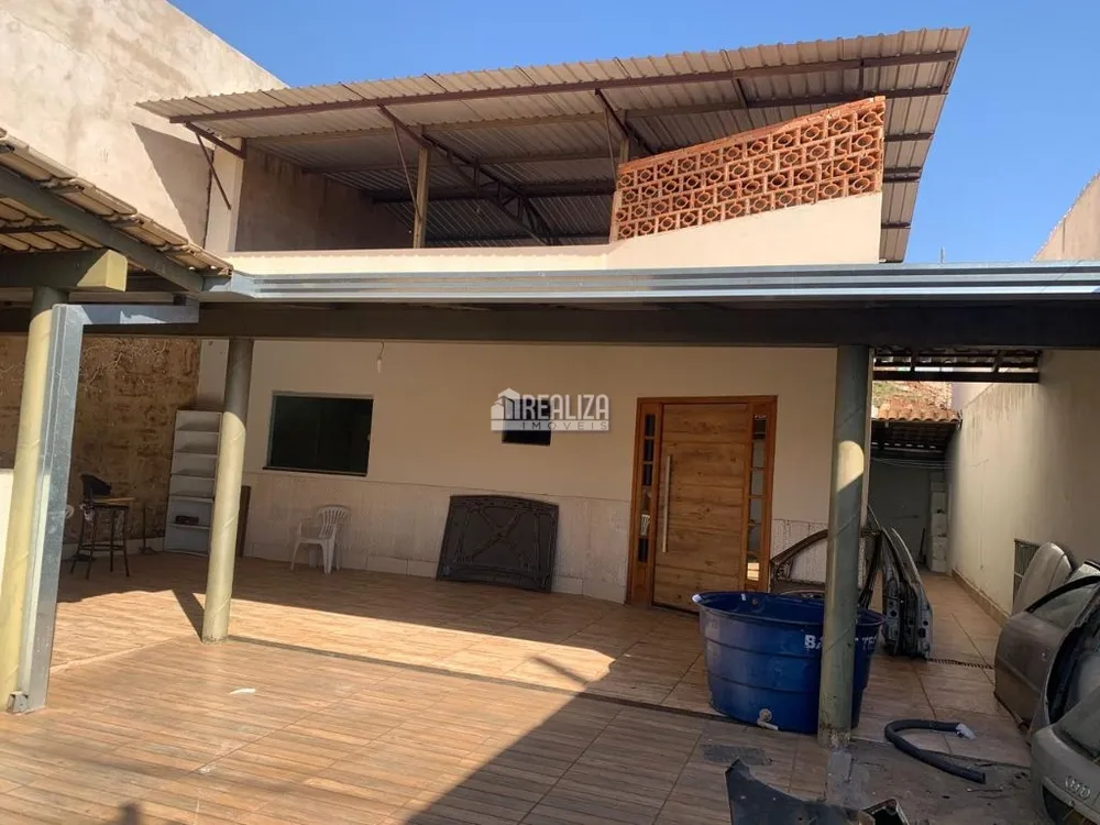 Casa, 2 quartos, 135 m² - Foto 1